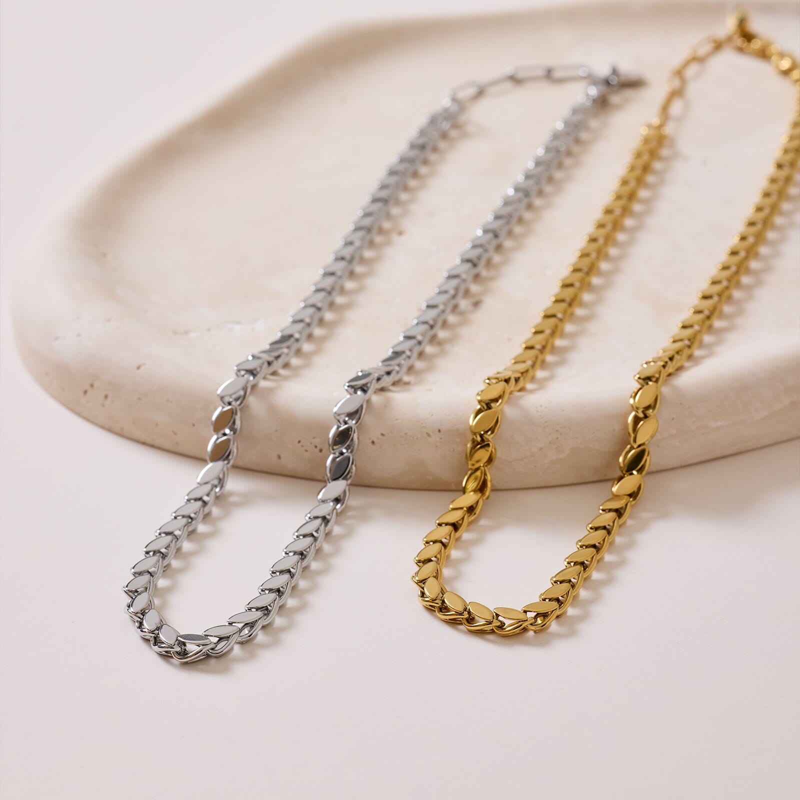 Chunky Chain Necklace - Image 5